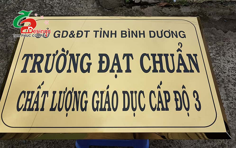 Biển hiệu Inox ăn mòn màu vàng